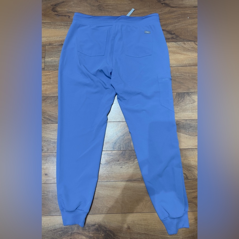 Figs Technical Collection Jogger Scrub Pant, Blue, Size Medium - Picture 2 of 4